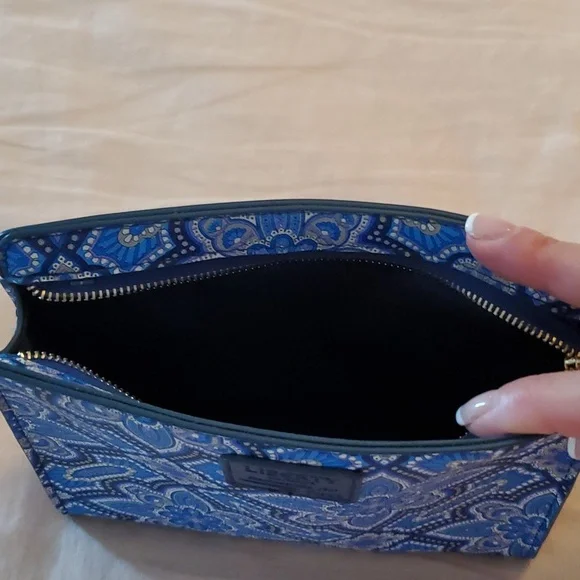 Liberty of London x British Airways First Class Amenity Kit Travel Bag - Picture 5 of 5